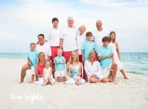 30+ Best Beach Family Photo Ideas: Tips for Getting the Best Pictures