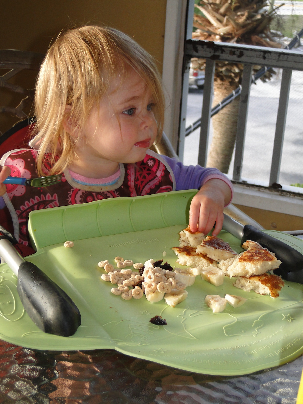 Looking for the best travel high chair for your baby or toddler? Here is the top portable high chair pick from a mom of four plus more great options!